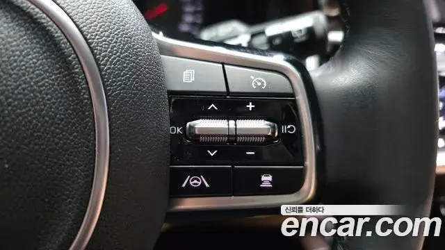 Kia Sorento 2022 — Фото 19/20