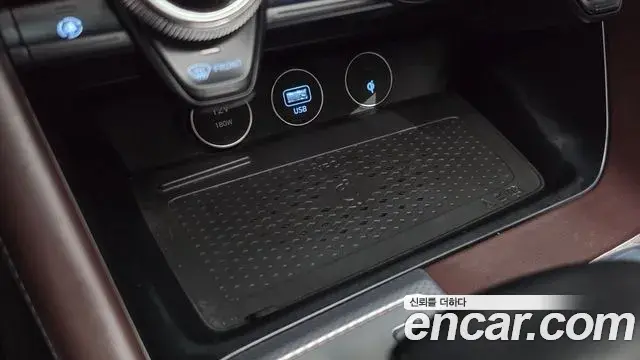 Genesis G70 2021 — Photo 19/35