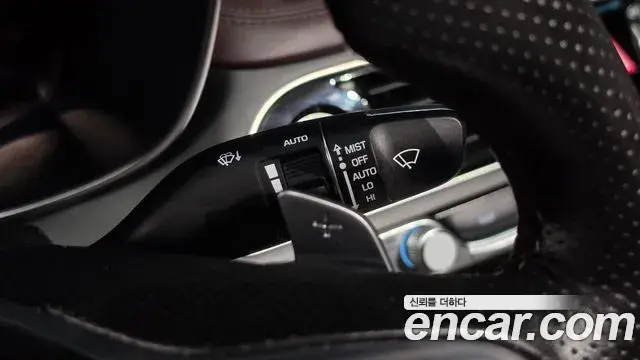 Genesis G70 2021 — Photo 24/35