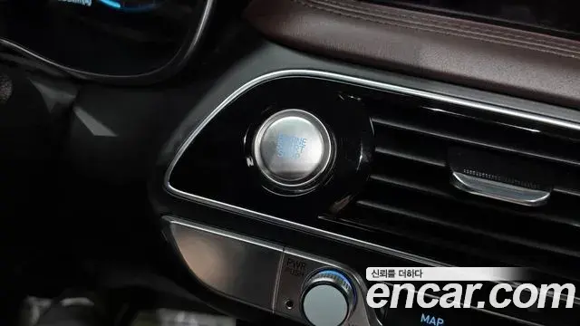Genesis G70 2021 — Photo 8/35
