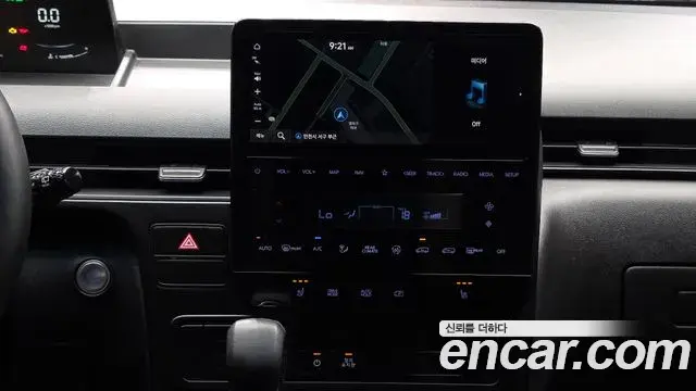 Hyundai Staria 2023 — Фото 14/20