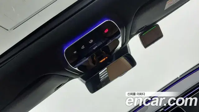 Mercedes-Benz E-Class 2026 — Photo 17/17