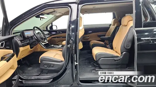 Kia Carnival 2022 — Фото 13/20