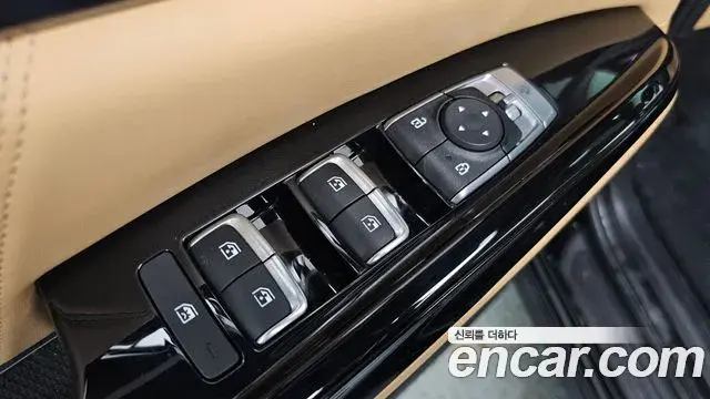 Kia Carnival 2022 — Фото 15/20