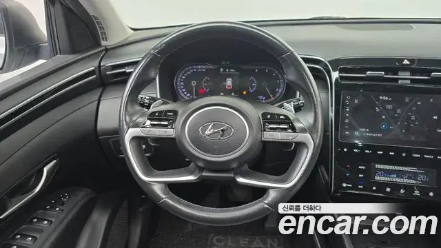 Hyundai The New Tucson 2022 — Фото 13/20