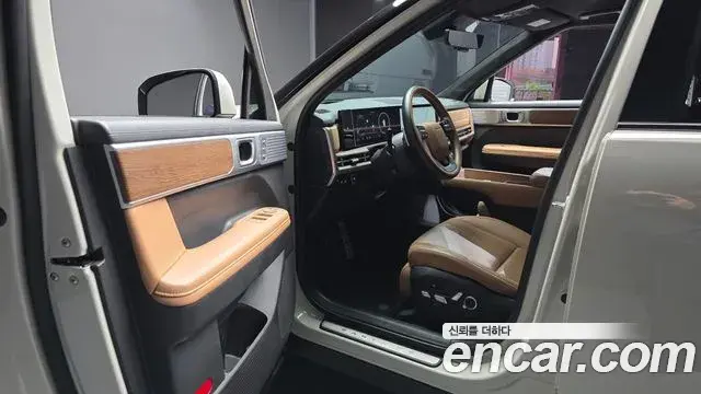 Hyundai Santa Fe 2023 — Фото 9/20