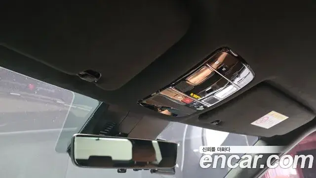 Hyundai Santa Fe 2023 — Фото 17/20
