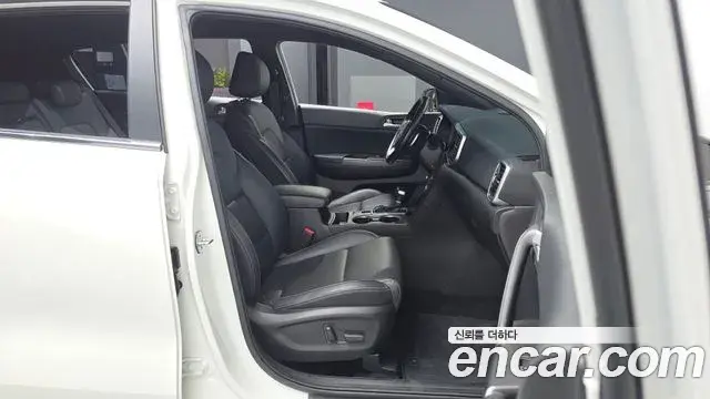 Kia Sportage The Bold 2020 — Фото 11/20
