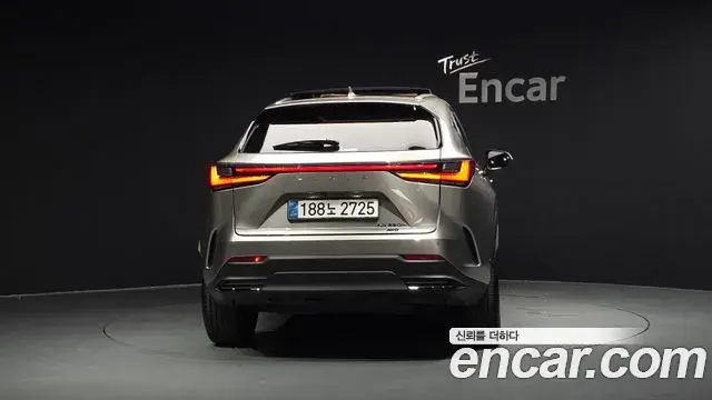 Lexus NX350h 2025 — Şəkil 5/42