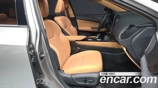 Lexus NX350h 2025 — Şəkil 41/42