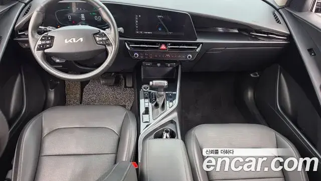 Kia Niro 2022 — Фото 7/20