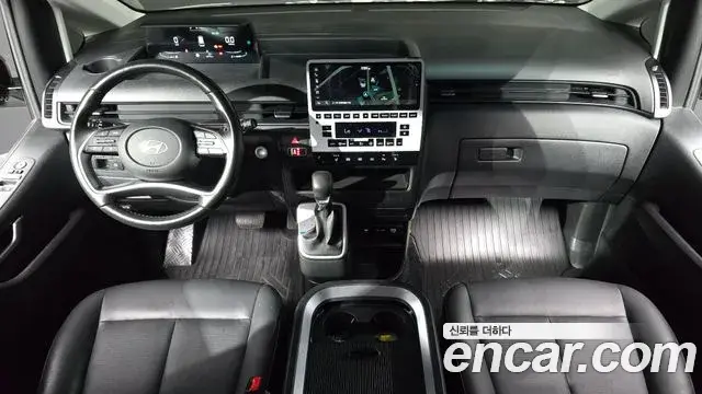 Hyundai Staria 2024 — Фото 7/20