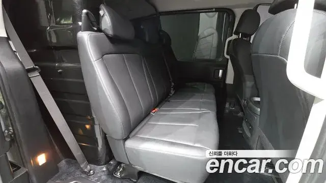 Hyundai Staria 2024 — Фото 11/20