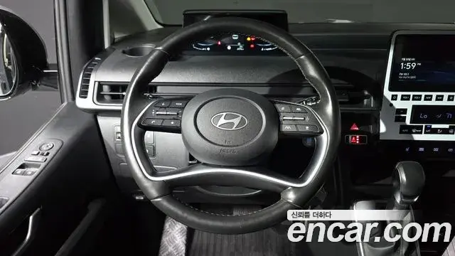 Hyundai Staria 2024 — Фото 12/20
