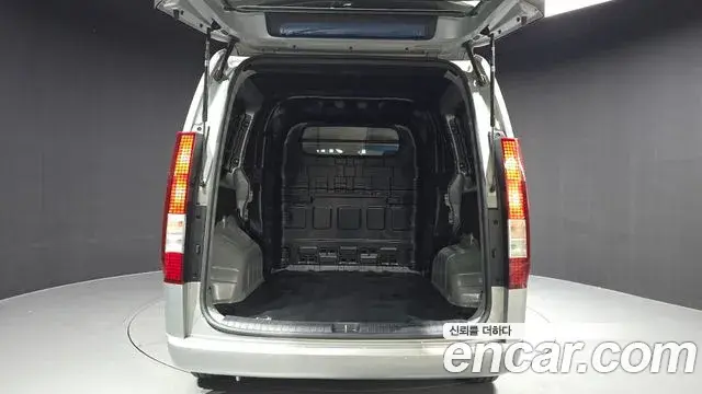 Hyundai Staria 2024 — Фото 20/20