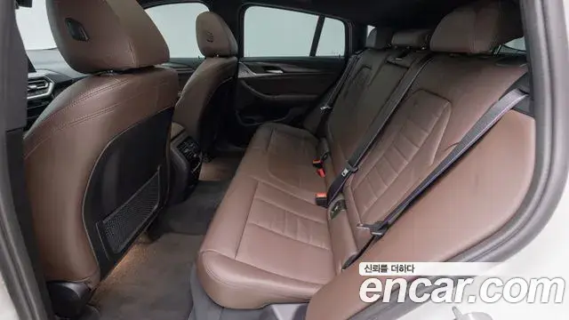 BMW X4 2023 — Photo 11/20