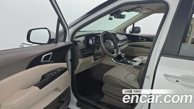 Kia Carnival 2020 — Фото 10/20