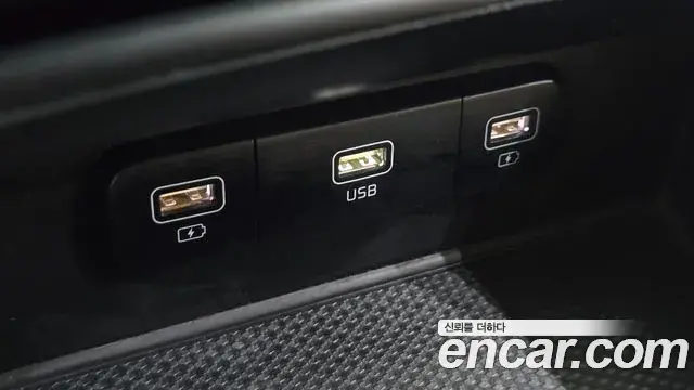 Kia Carnival 2020 — Фото 13/20