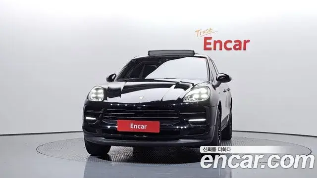 Porsche Macan 2019 — Photo 3/20