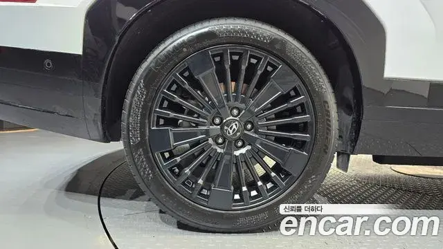 Hyundai Santa Fe 2024 — Photo 5/20