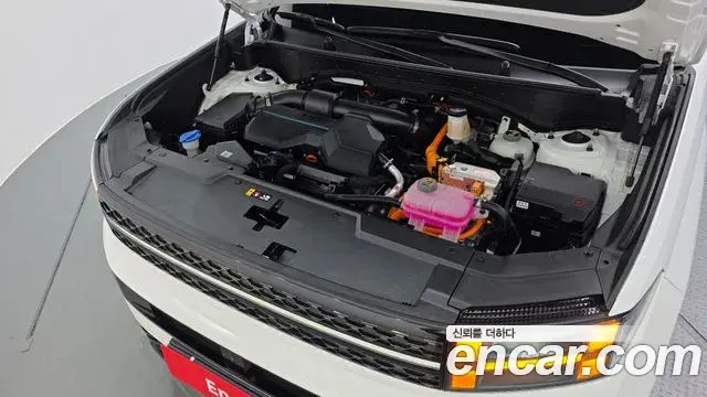 Hyundai Santa Fe 2024 — Photo 5/20
