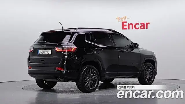 Jeep Compass 2022 — Фото 2/20