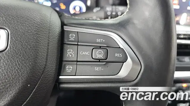 Jeep Compass 2022 — Photo 29/37