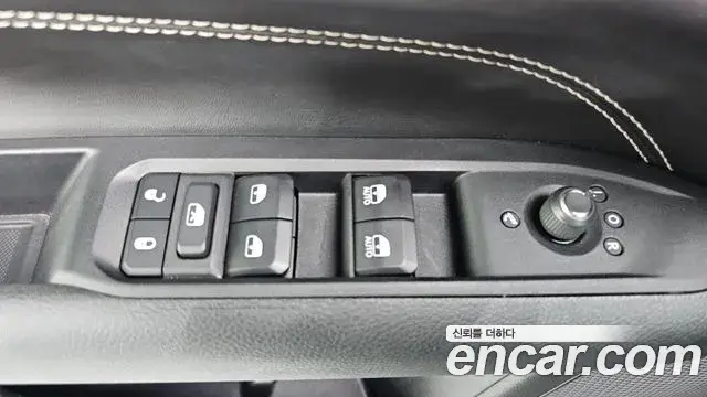 Jeep Compass 2022 — Photo 26/37