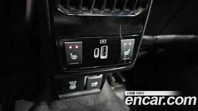 Jeep Compass 2022 — Photo 27/37