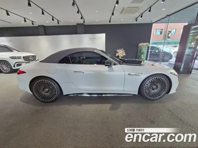 Mercedes-Benz SL-Class 2026 — Photo 6/20