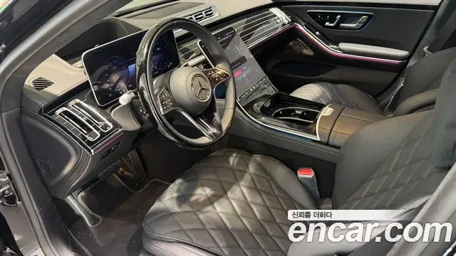 Mercedes-Benz S-Class 2025 — Фото 8/19