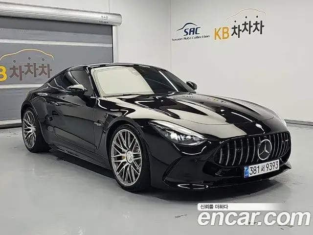 Mercedes-Benz AMG GT 2025 — Фото 3/19