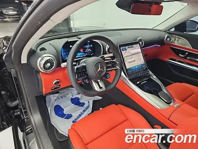 Mercedes-Benz AMG GT 2025 — Фото 7/19