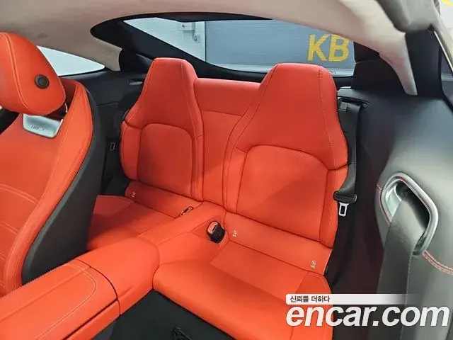 Mercedes-Benz AMG GT 2025 — Фото 12/19
