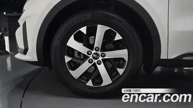 Kia Sorento 2020 — Photo 5/20