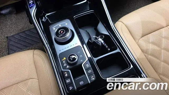 Kia Sorento 2020 — Photo 9/20