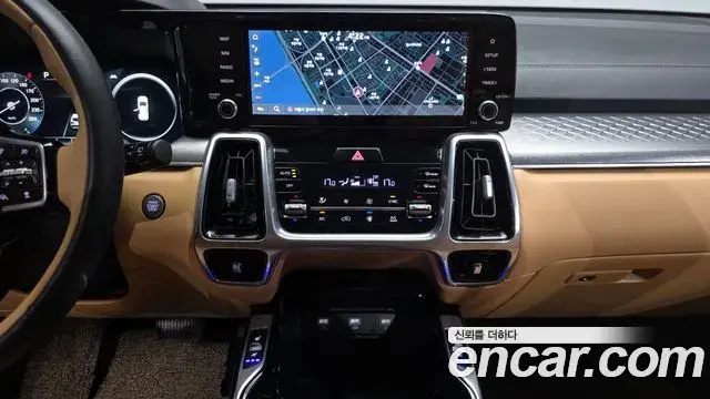 Kia Sorento 2020 — Photo 14/20