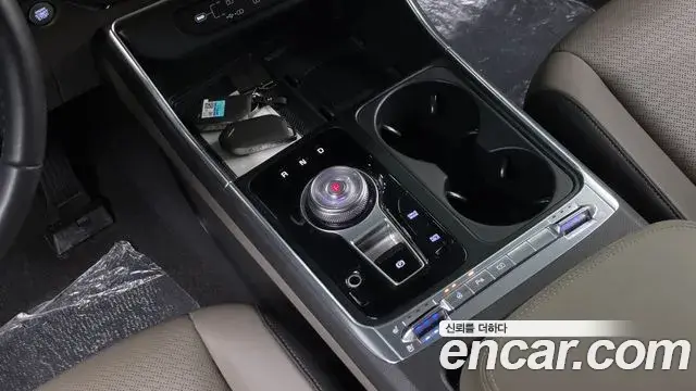 Kia Carnival 2024 — Photo 8/20