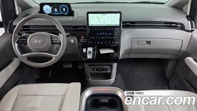 Hyundai Staria 2024 — Фото 7/20