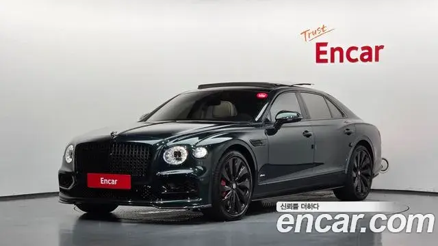 Bentley Flying Spur 2023 — Фото 1/20
