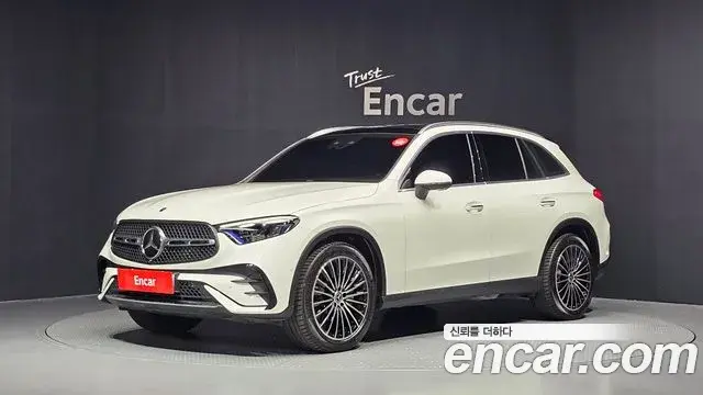 Mercedes-Benz GLC-Class 2026 — Фото 1/20