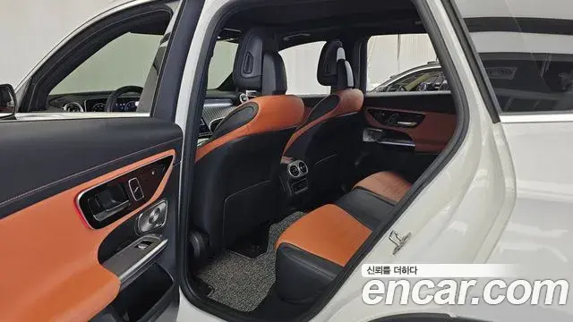 Mercedes-Benz GLC-Class 2026 — Фото 12/20