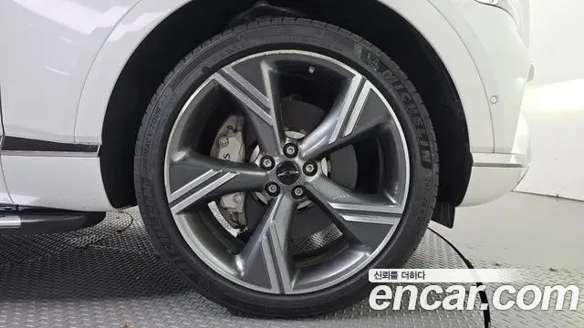 Genesis GV80 2024 — Photo 5/20