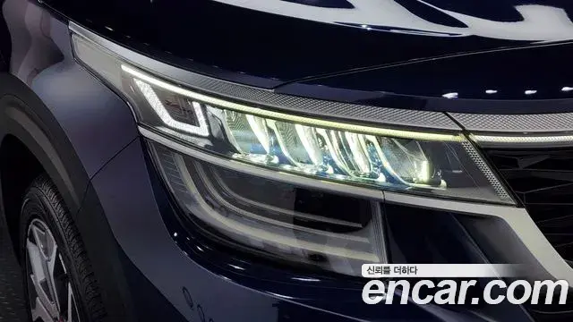 Kia Seltos 2020 — ფოტო 22/34