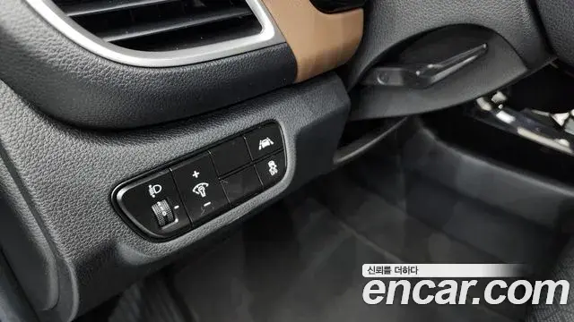Kia Seltos 2020 — ფოტო 1/34