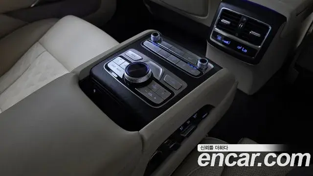 Kia The K9 2025 — Photo 19/20