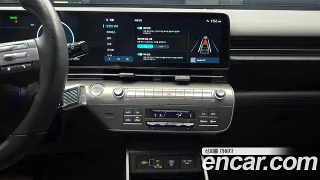 Hyundai Kona 2023 — Фото 14/20