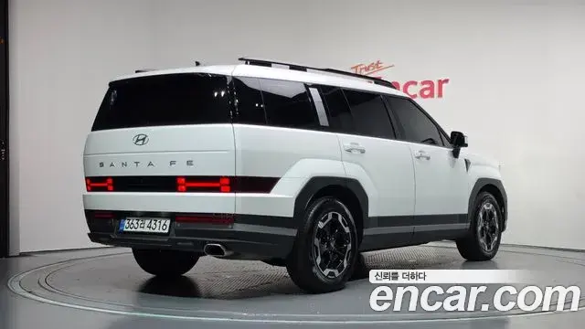 Hyundai Santa Fe 2024 — ფოტო 2/20