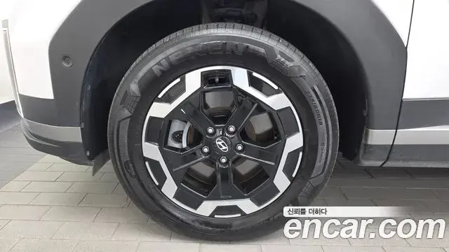 Hyundai Santa Fe 2024 — ფოტო 5/20