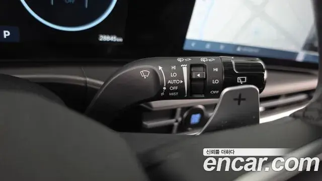 Hyundai Santa Fe 2024 — ფოტო 18/20